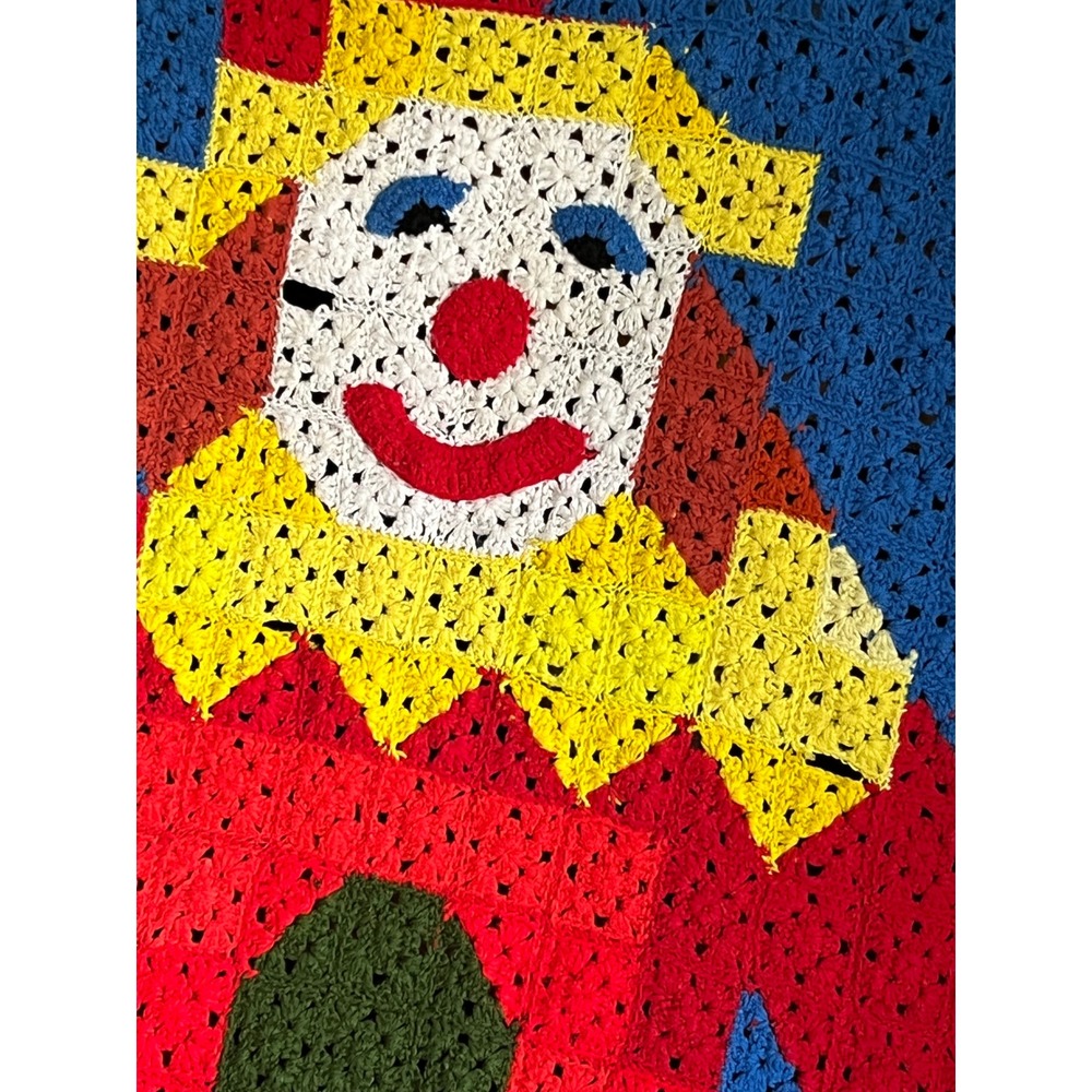 Vintage Handmade Crochet Clown Blanket Afghan Juggling Circus Theme Blue Red 70s - Picture 2 of 2